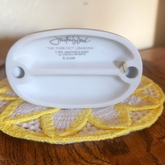 The Purrfect Grandma Precious Moments purr-fect perfect Figurine - Picture 8 of 8